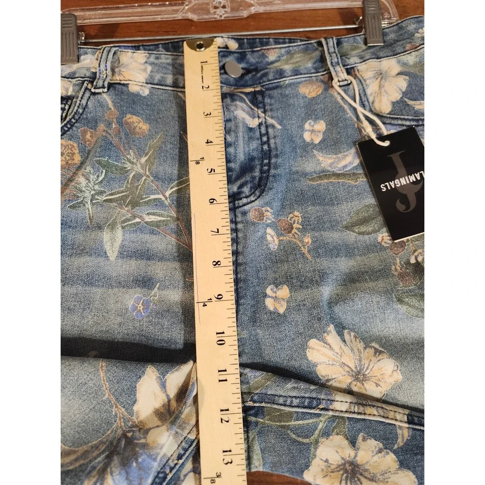Flamingals Bermuda Shorts Women 2XL Blue Floral Print Stretch Denim High Rise